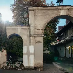 Gdzie zjeść na Kazimierzu w Krakowie? Najlepsze restauracje i smaki