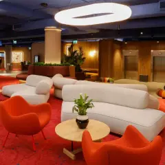 Ile kosztuje doba w hotelu? Sprawdź ceny i uniknij wysokich kosztów