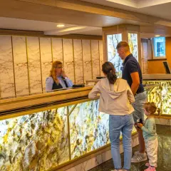 Co oznaczają gwiazdki w hotelu i jak nie dać się oszukać?
