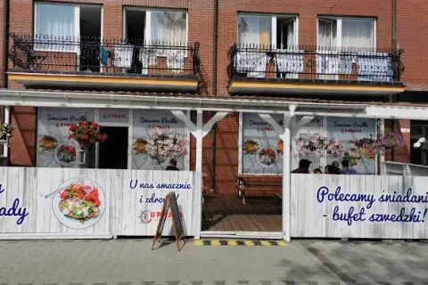 Łeba gdzie zjeść – najlepsze miejsca na smaczną kolację nad morzem