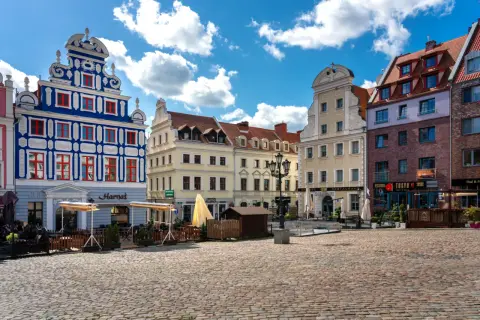 Gdzie dobrze zjeść w Szczecinie? Odkryj najlepsze lokale na obiad