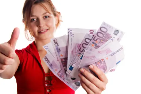Pożyczka na dowód w Radomiu – szybka gotówka bez formalności