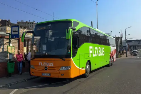 Gdzie znajduje się przystanek Flixbus w Szczecinie? Sprawdź teraz!