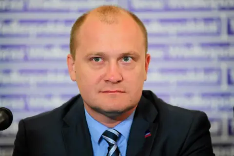 Kto jest prezydentem Szczecina? Odkryj jego osiągnięcia i plany
