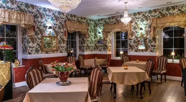 Gdzie zjeść w Lądku-Zdroju? Odkryj najlepsze lokale gastronomiczne
