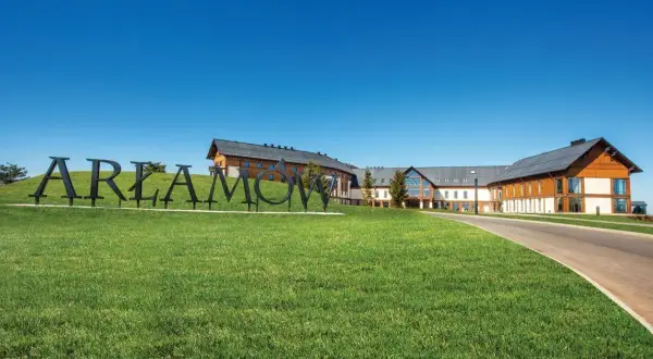 Ile pokoi ma hotel Arłamów? Sprawdź różnorodność opcji noclegowych