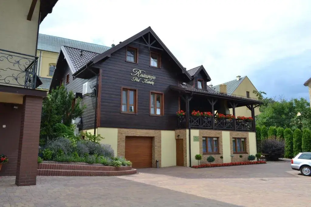 Gdzie zjeść w Drohiczynie? Odkryj najlepsze restauracje i smaki