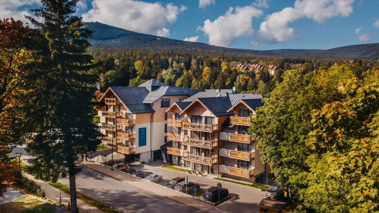 Zdjęcie Czym się różni aparthotel od hotelu? Kluczowe różnice i zalety