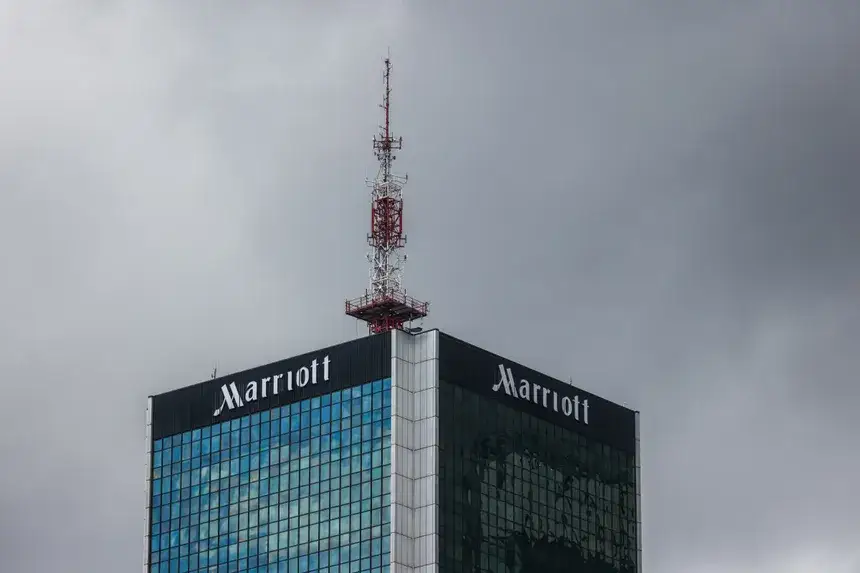 Zdjęcie Kto jest właścicielem hotelu Marriott w Warszawie? Zaskakujące zmiany!
