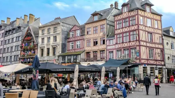 Najlepsze atrakcje w Rouen, które musisz zobaczyć podczas wizyty